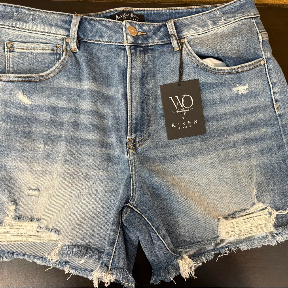 NWT x Risen Light Blue Distressed Denim Shorts 1X
